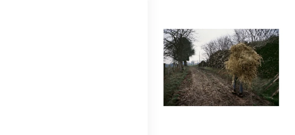 Madeleine de Sinéty - Un village - Image 2