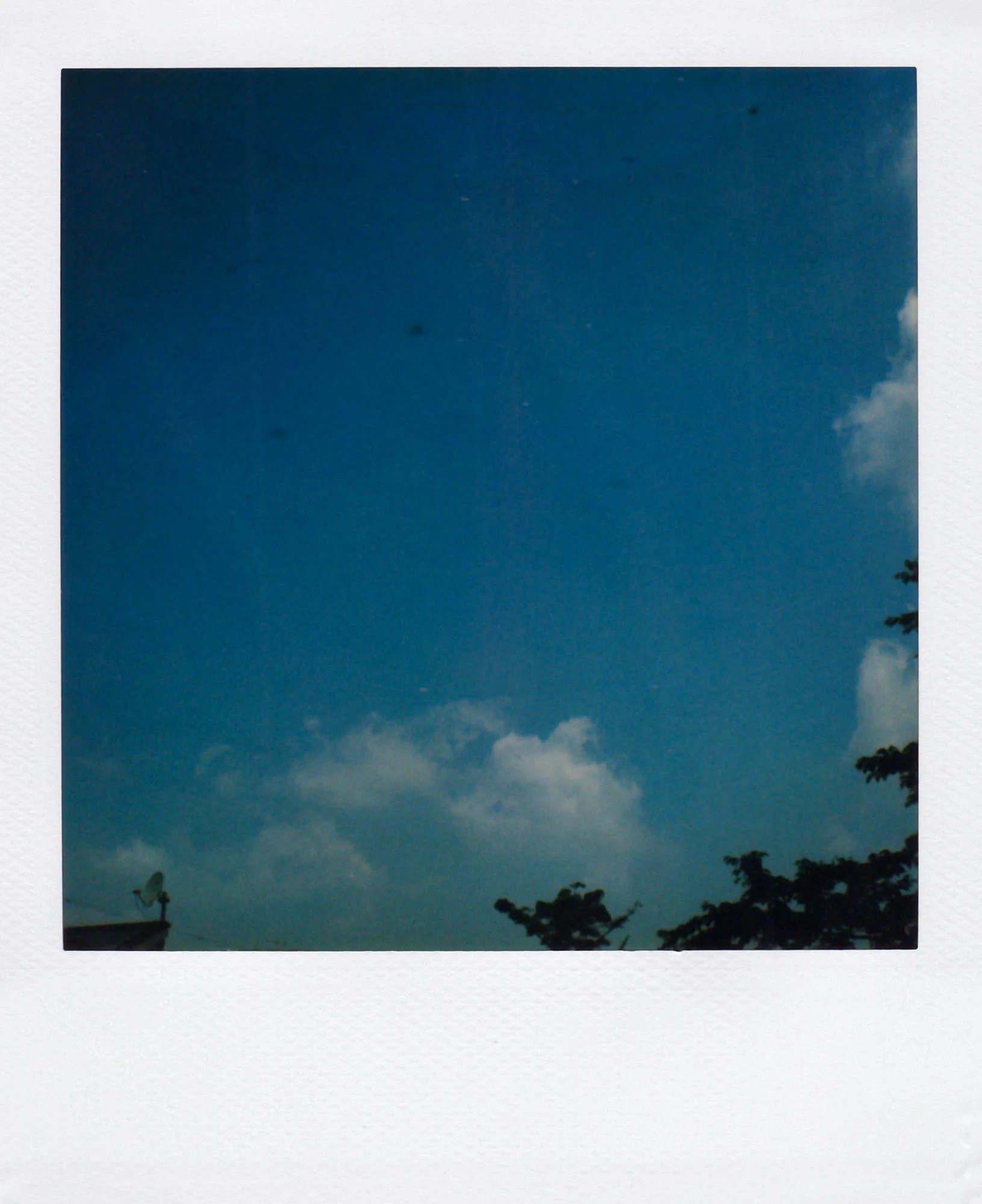 Nobuyoshi Araki <br><em>Sky</em>, 2006-2009 - Image 13