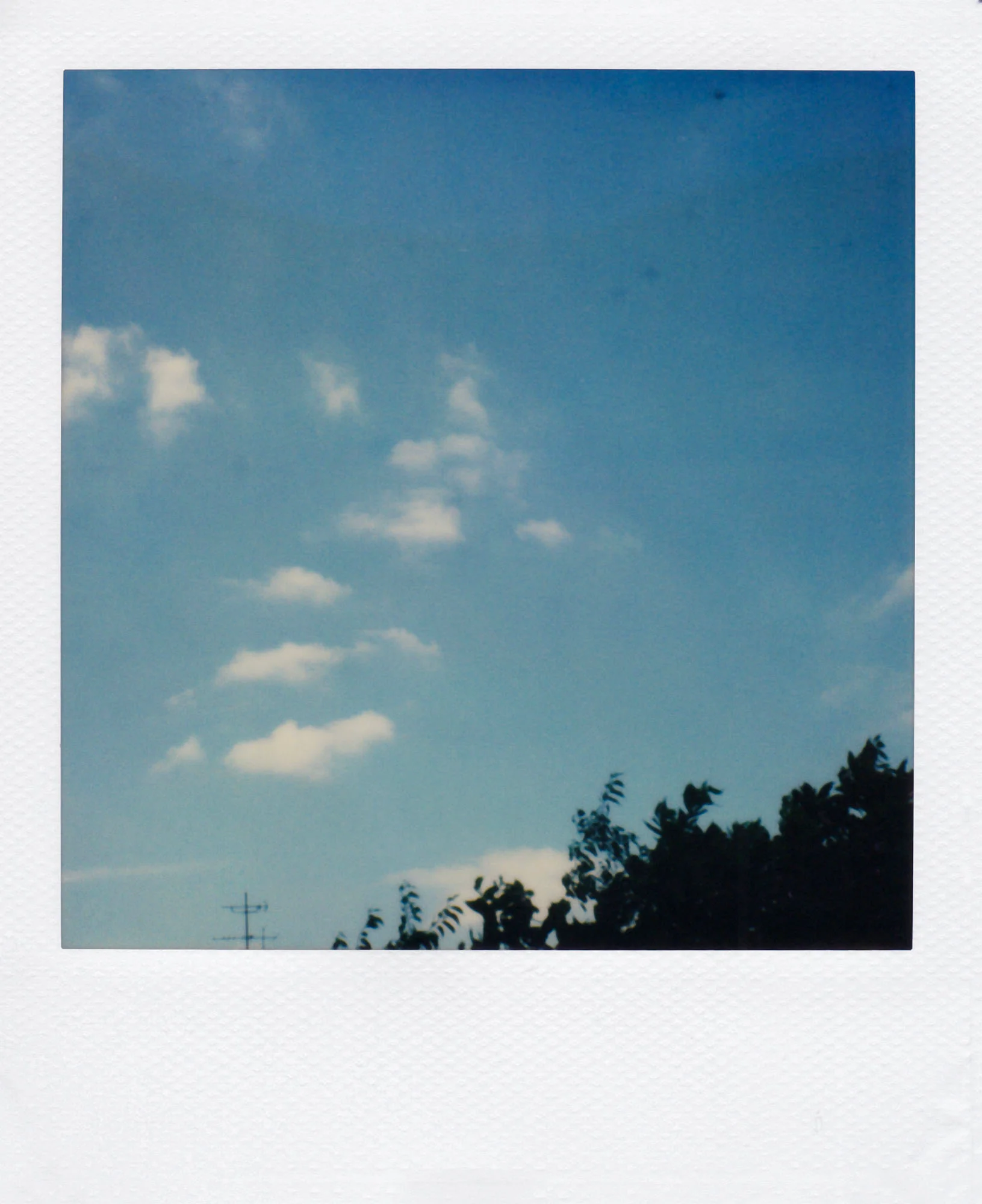 Nobuyoshi Araki <br><em>Sky</em>, 2006-2009 - Image 9