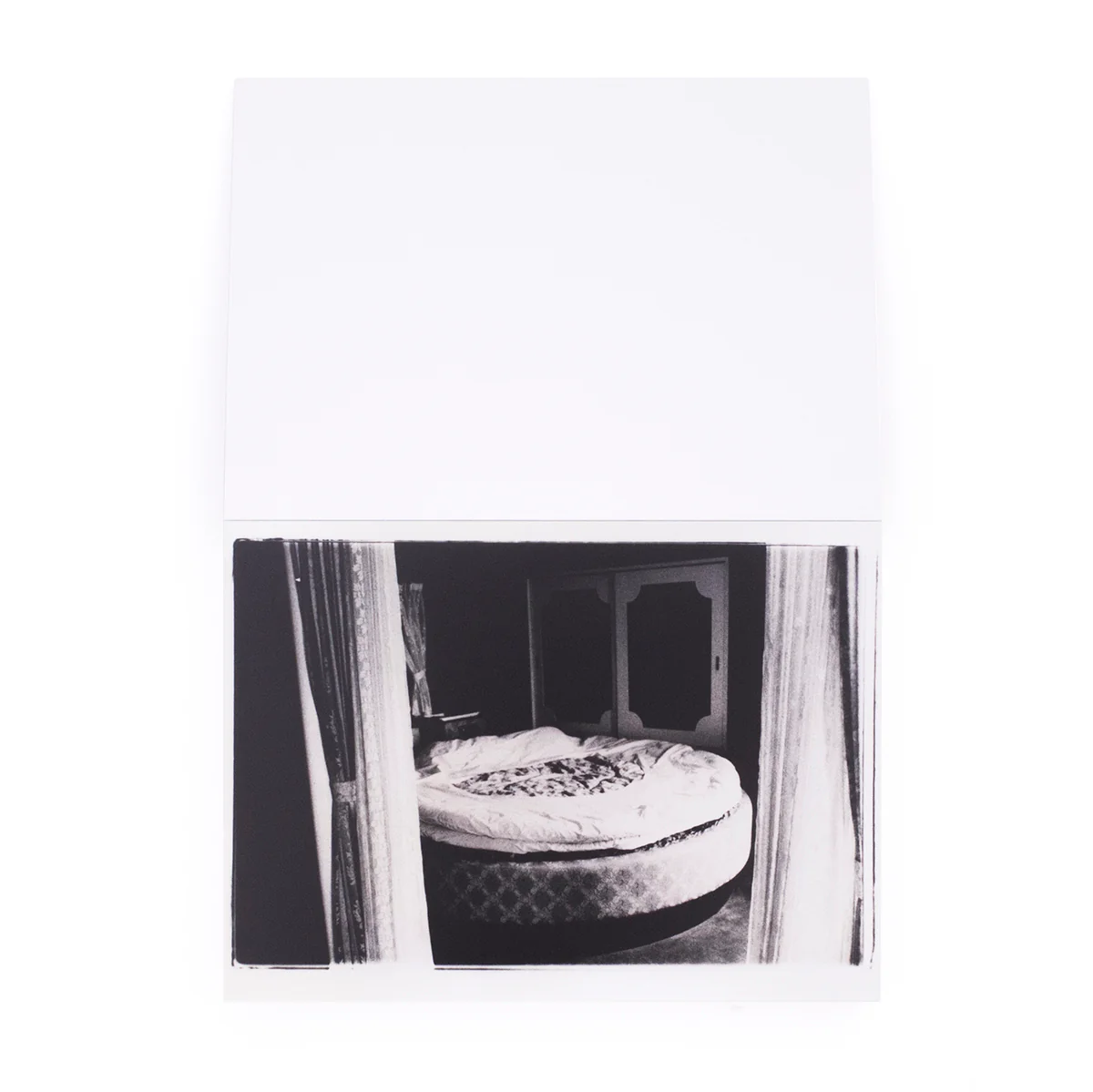 Nobuyoshi Araki - Theater of Love - Image 5